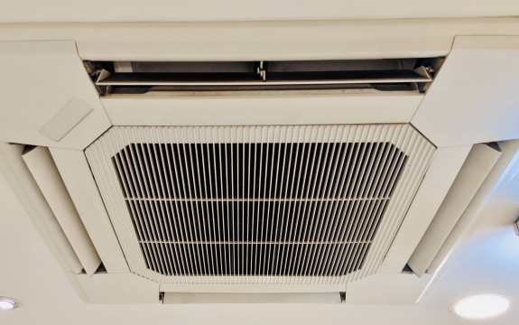 エアコンクリーニング | 株式会社ひなたクリーン